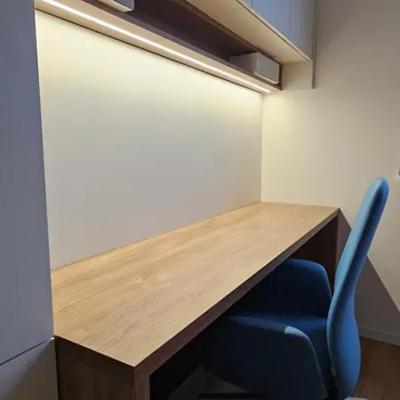 Apartment 3 With Parking, Air Condition Near Airport *