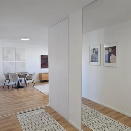Apartment 3 With Parking, Air Condition Near Airport Bratislava