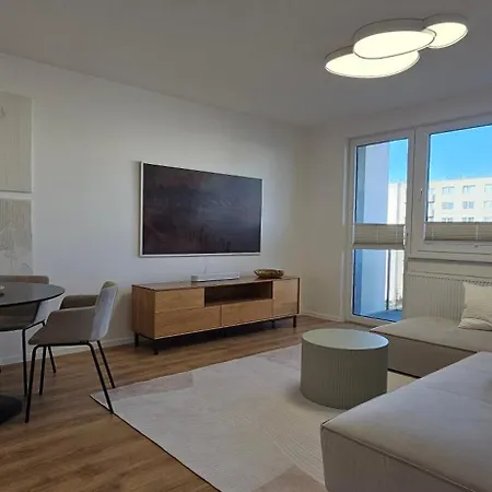 3 With Parking, Air Condition Near Airport