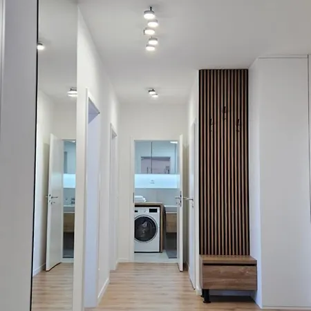 3 With Parking, Air Condition Near Airport Apartment Bratislava