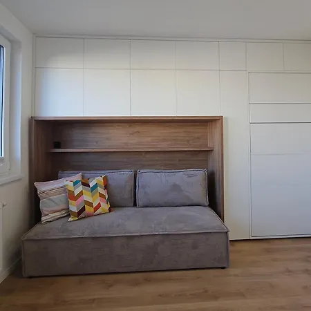 Apartament 3 With Parking, Air Condition Near Airport Bratysława