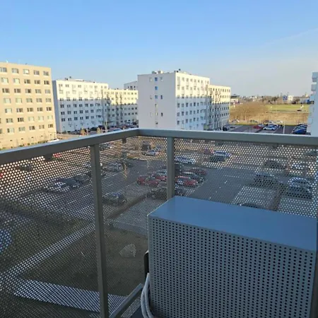 3 With Parking, Air Condition Near Airport Lägenhet